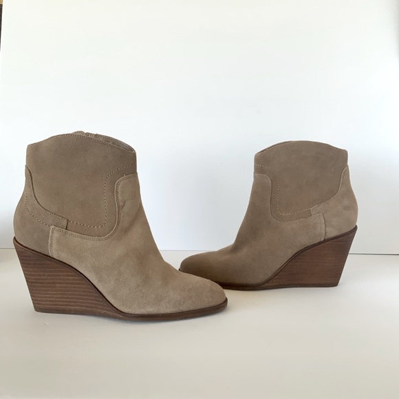 Lucky Brand Waltz Tan Suede Leather Side Zip Wedge Ankle Booties Sz 9 & 10 NWT - Picture 11 of 13